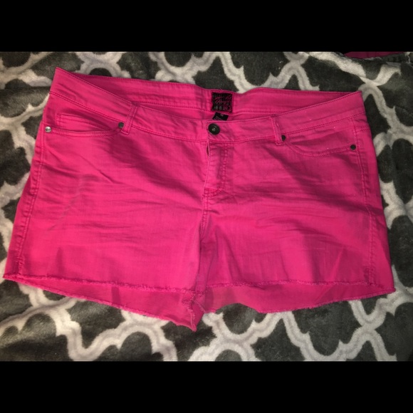 torrid Pants - Torrid size 22 pink shorts